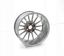 Laden Sie das Bild in den Galerie-Viewer, 1x Alufelge 17 Zoll 7.5" 5x112 29ET Glanz Silber 8W0601025AE Audi A4 Rim Wheel FEL4420389728pt