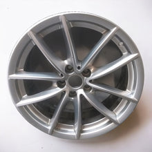 Laden Sie das Bild in den Galerie-Viewer, 1x Alufelge 18 Zoll 7.0&quot; 5x112 6880047 BMW 1 Rim Wheel