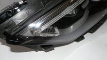 Laden Sie das Bild in den Galerie-Viewer, Frontscheinwerfer Mercedes-Benz Sl A2329061303 LED Ein Stück (Rechts oder Links)