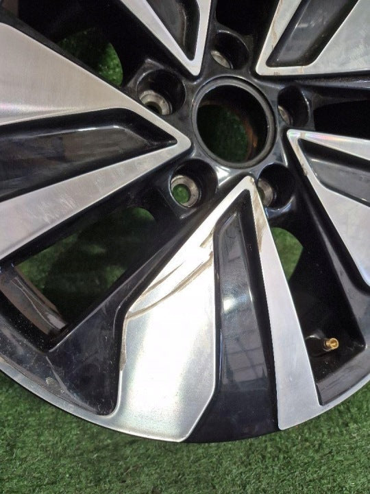 1x Alufelge 16 Zoll 6.5" 5x112 48ET 5TA601025AB VW Touran Rim Wheel FEL5651744730nk