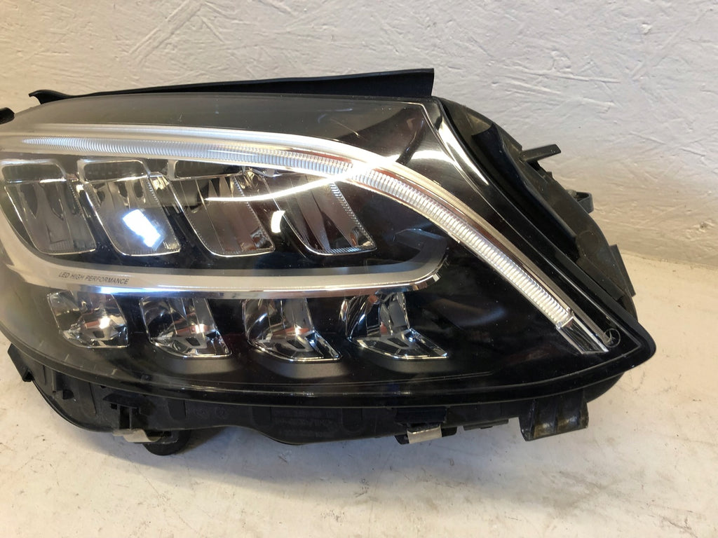 Frontscheinwerfer Mercedes-Benz W205 A205 A2059062206 Rechts Headlight SCH9947353634gr
