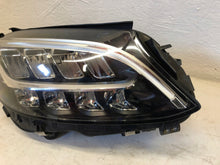 Laden Sie das Bild in den Galerie-Viewer, Frontscheinwerfer Mercedes-Benz W205 A205 A2059062206 Rechts Headlight SCH9947353634gr