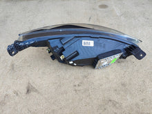 Laden Sie das Bild in den Galerie-Viewer, Frontscheinwerfer Ford Focus JX7B-13E017-AE LED Links Scheinwerfer Headlight SCH4849524105bq