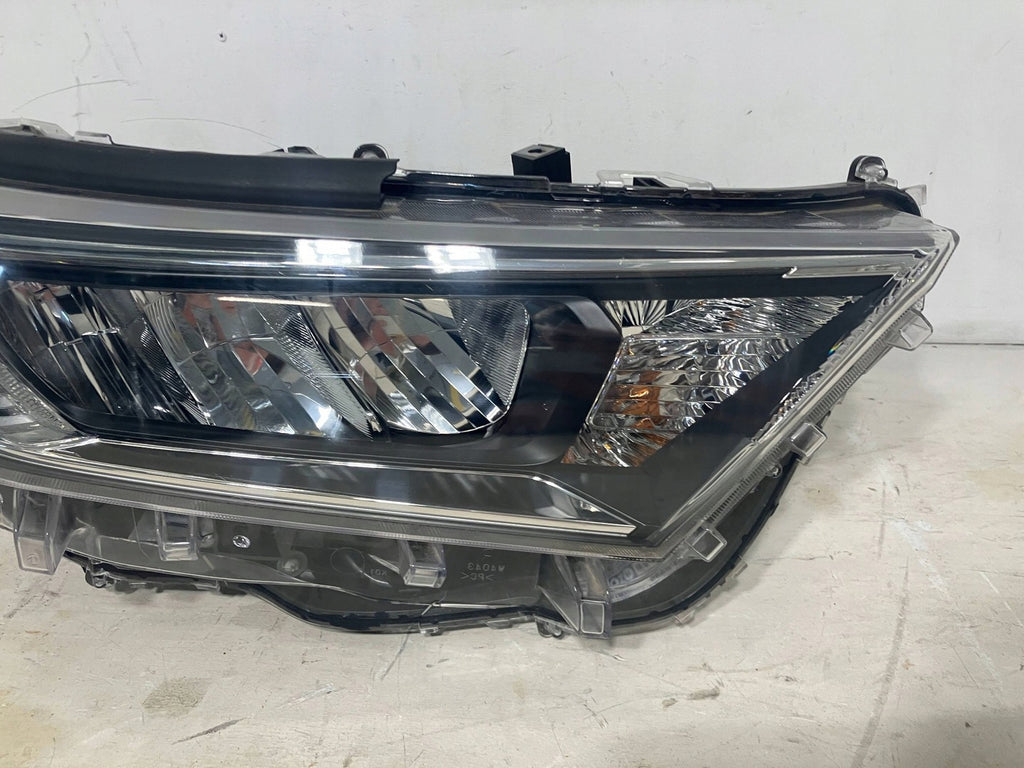 Frontscheinwerfer Toyota V 8990842020 LED Rechts Scheinwerfer Headlight SCH8176881147vb