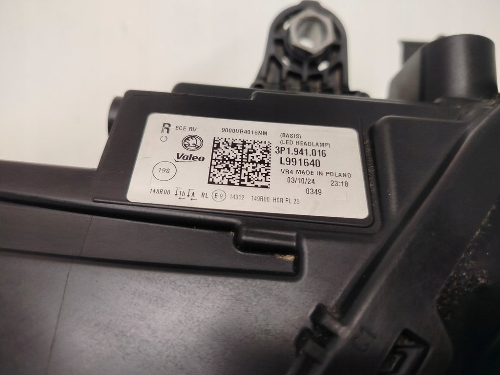 Frontscheinwerfer Skoda Superb I 3P1941016 LED Rechts Scheinwerfer Headlight SCH9608659259iz