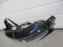 Laden Sie das Bild in den Galerie-Viewer, Frontscheinwerfer Peugeot 108 81150-0H150 LED Ein Stück (Rechts oder Links)