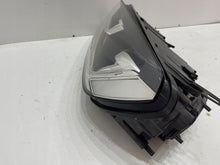 Load image into Gallery viewer, Frontscheinwerfer VW Touareg 7P1941033A Xenon Links Scheinwerfer Headlight