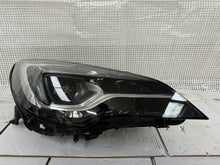 Laden Sie das Bild in den Galerie-Viewer, Frontscheinwerfer Opel Astra 39055746 Full LED Rechts Scheinwerfer Headlight