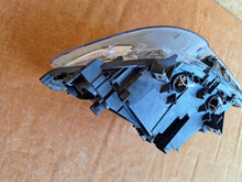 Laden Sie das Bild in den Galerie-Viewer, Frontscheinwerfer BMW 5 F11 F10 7203246 Xenon Rechts Scheinwerfer Headlight SCH6211780707mq