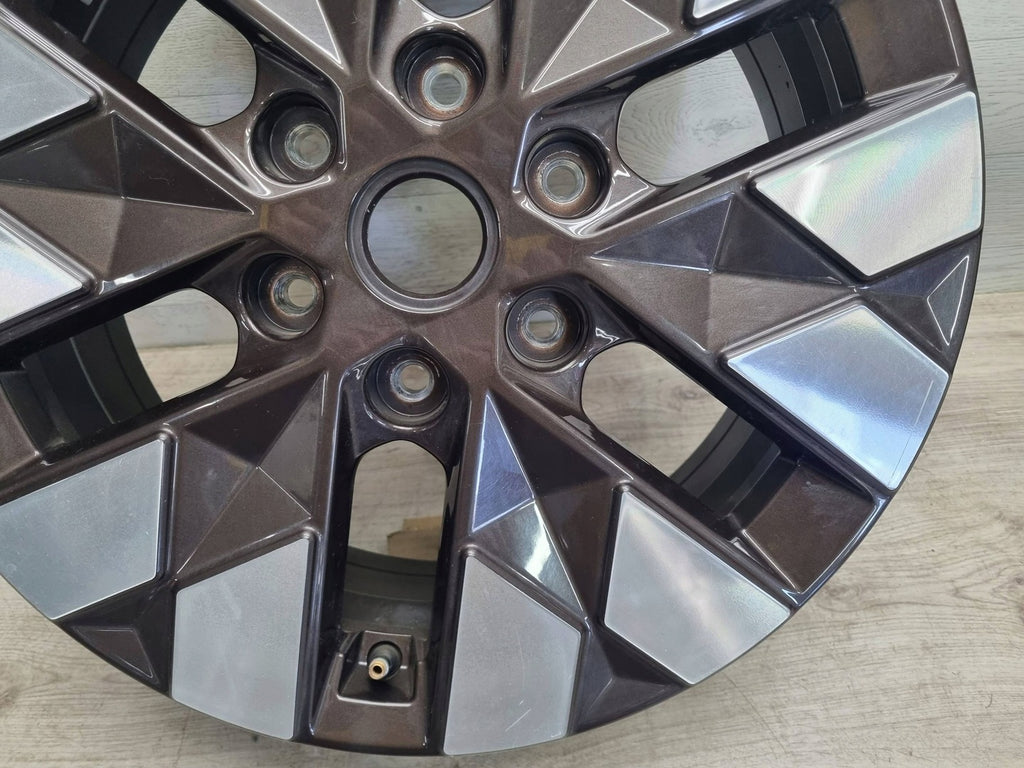 1x Alufelge 18 Zoll 7.0" 6x139.7 53ET 52910-CG230 Hyundai Staria Rim Wheel