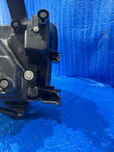 Laden Sie das Bild in den Galerie-Viewer, Frontscheinwerfer Mazda Mx-30 DN4J-51030 LED Rechts Scheinwerfer Headlight