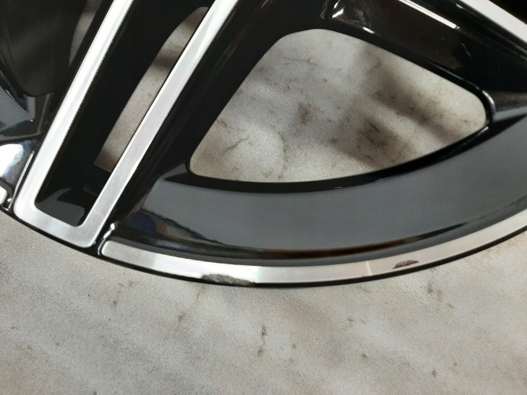 4x Alufelge 18 Zoll 8.0" 5x112 40ET Glanz Schwarz A1774014000 Mercedes-Benz W177 FEL1371558880ql