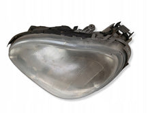 Laden Sie das Bild in den Galerie-Viewer, Frontscheinwerfer Mercedes-Benz W220 0301153671 A2208200961 Links Headlight SCH7896630123xe