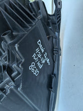 Laden Sie das Bild in den Galerie-Viewer, Frontscheinwerfer Dacia Duster 260101613R Full LED Rechts Scheinwerfer Headlight