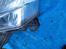 Laden Sie das Bild in den Galerie-Viewer, Frontscheinwerfer Opel Astra H 1EG270370-41 Links Scheinwerfer Headlight SCH3759094230hh