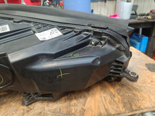 Laden Sie das Bild in den Galerie-Viewer, Frontscheinwerfer Mercedes-Benz Gle A1679065704 LED Links Scheinwerfer Headlight SCH7683855904cy