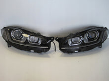 Laden Sie das Bild in den Galerie-Viewer, Frontscheinwerfer Jaguar F Pace GX63-13W029-EF Xenon Rechts Headlight SCH9658653648yb