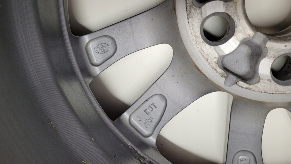 1x Alufelge 15 Zoll 6.5" 5x114.3 40ET 17101308212W Toyota Corolla Rim Wheel FEL3822722461nw