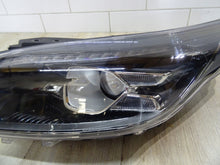 Load image into Gallery viewer, Frontscheinwerfer Kia Xceed 92101J7300 LED Links Scheinwerfer Headlight
