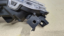 Laden Sie das Bild in den Galerie-Viewer, Frontscheinwerfer Toyota Corolla 81150-02T50-00 LED Links Scheinwerfer Headlight SCH9826973186bk