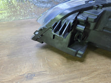 Laden Sie das Bild in den Galerie-Viewer, Frontscheinwerfer Ford Kuga LV4B-13E014-CD Rechts Scheinwerfer Headlight SCH8110842793lp