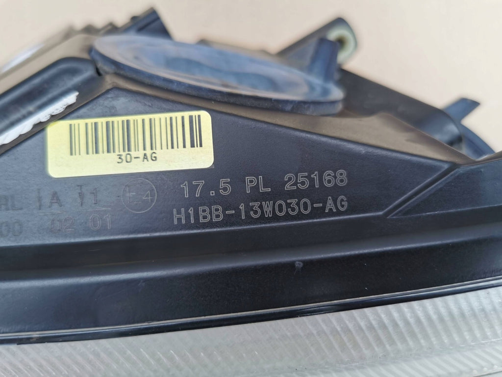 Frontscheinwerfer Ford Fiesta I H1BB13W030 Links Scheinwerfer Headlight SCH3096829585kk