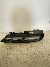 Laden Sie das Bild in den Galerie-Viewer, Frontscheinwerfer BMW 7 9879936-11 LED Rechts Scheinwerfer Headlight SCH5350705769jm