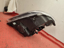 Laden Sie das Bild in den Galerie-Viewer, Frontscheinwerfer BMW E91 E90 69427379 Xenon FALSE Scheinwerfer Headlight SCH4751102844lg