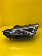 Laden Sie das Bild in den Galerie-Viewer, Frontscheinwerfer Seat Leon 5FB941007F LED Links Scheinwerfer Headlight