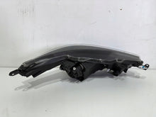 Laden Sie das Bild in den Galerie-Viewer, Frontscheinwerfer Toyota IV Yaris EUK0-6 Links Scheinwerfer Headlight SCH6417176541oi