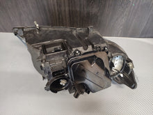 Laden Sie das Bild in den Galerie-Viewer, Frontscheinwerfer BMW 3 E91 E90 7240263 Xenon Links Scheinwerfer Headlight SCH8317863881za