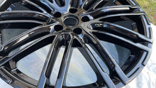 Laden Sie das Bild in den Galerie-Viewer, 1x Alufelge 20 Zoll 9.0&quot; 5x112 26ET 101098500 Rim Wheel