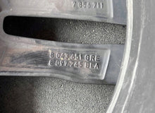 Load image into Gallery viewer, 1x Alufelge 19 Zoll 8043651 BMW F36 F32 F33 Rim Wheel FEL9918554901ko