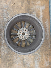 Laden Sie das Bild in den Galerie-Viewer, 1x Alufelge 17 Zoll 7.0" 4x100 44ET Opel Corsa D Rim Wheel FEL9663329530ty