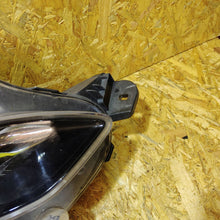 Laden Sie das Bild in den Galerie-Viewer, Frontscheinwerfer Peugeot 2008 I 90167009 Rechts Scheinwerfer Headlight SCH9653007531ra
