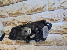Laden Sie das Bild in den Galerie-Viewer, Frontscheinwerfer Mercedes-Benz W176 A1769069000KOD Rechts Headlight SCH4837837853xz