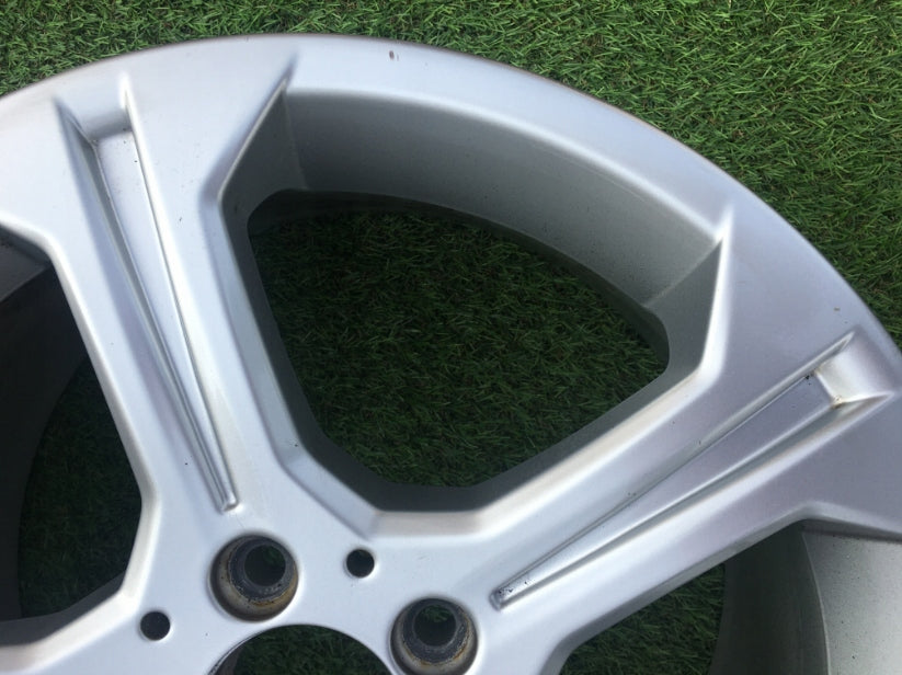 1x Alufelge 17 Zoll 8.0" 5x112 57ET Glanz Silber A2044010104 Mercedes-Benz W204 FEL9577974306xn