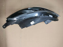 Laden Sie das Bild in den Galerie-Viewer, Frontscheinwerfer Hyundai I10 III 92101-K7000 Halogen Links Headlight