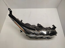 Laden Sie das Bild in den Galerie-Viewer, Frontscheinwerfer Toyota Prius Full LED Rechts Scheinwerfer Headlight SCH6457096447vu