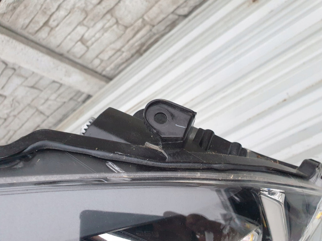 Frontscheinwerfer Toyota Yaris Links Scheinwerfer Headlight