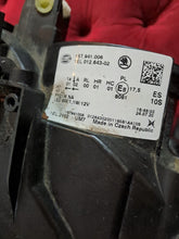 Laden Sie das Bild in den Galerie-Viewer, Frontscheinwerfer Skoda Citigo 012643-02 012643-01 Ein Stück (Rechts oder Links)
