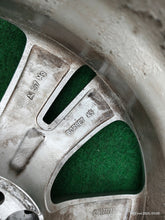 Load image into Gallery viewer, 1x Alufelge 17 Zoll 7.5&quot; 5x112 47ET A2044010402 Mercedes-Benz W204 Rim Wheel