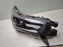Laden Sie das Bild in den Galerie-Viewer, Frontscheinwerfer Toyota Hilux VIII Rechts Scheinwerfer Headlight SCH8783538603dr