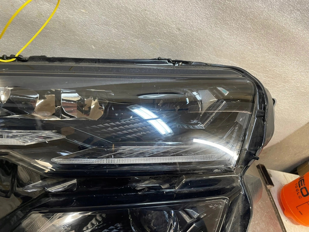 Frontscheinwerfer Skoda Karoq 57B941035B Links Scheinwerfer Headlight SCH7257897812hy
