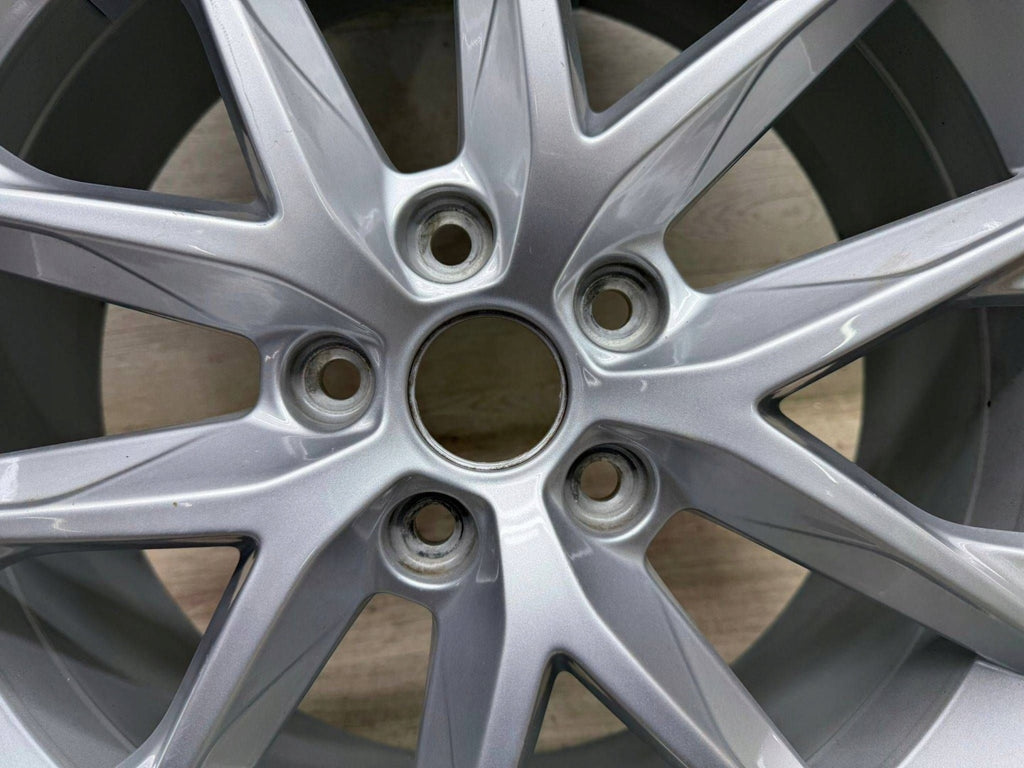 1x Alufelge 18 Zoll 7.5" 5x112 51ET Glanz Silber 5F0601025AA Seat Leon Rim Wheel FEL9429161697bm