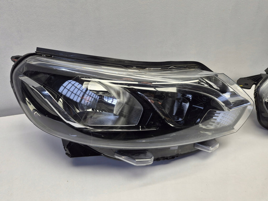 Frontscheinwerfer Toyota Proace 9808581180 9808581280 Rechts oder Links SCH6398981132xu