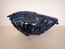 Laden Sie das Bild in den Galerie-Viewer, Frontscheinwerfer Audi Q3 83A941033 Links Scheinwerfer Headlight