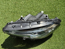 Laden Sie das Bild in den Galerie-Viewer, Frontscheinwerfer Mercedes-Benz W247 A2479063505 Full LED Links Headlight SCH3508293925mn