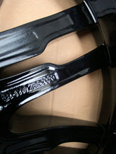 Load image into Gallery viewer, 1x Alufelge 19 Zoll 8.0" 5x120 36ET Glanz Schwarz 7850020 BMW F30 Rim Wheel FEL8950926479ip