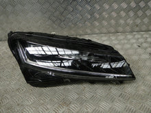 Laden Sie das Bild in den Galerie-Viewer, Frontscheinwerfer Skoda Superb III 3V1941016 Rechts Scheinwerfer Headlight SCH4338603852hj